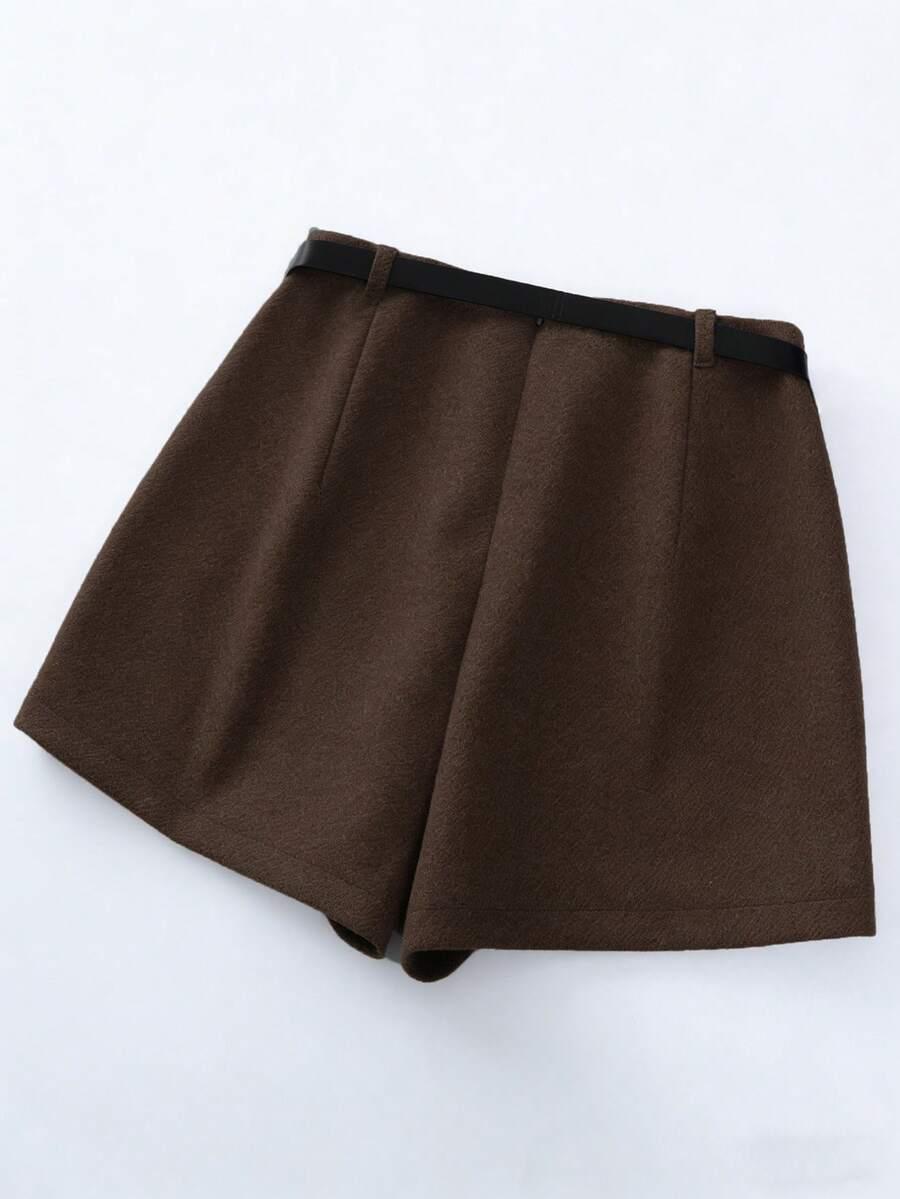 brązowe spodenki tekstura