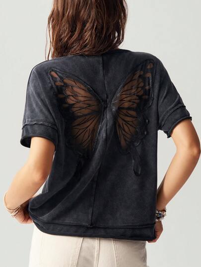 szary t-shirt motyl