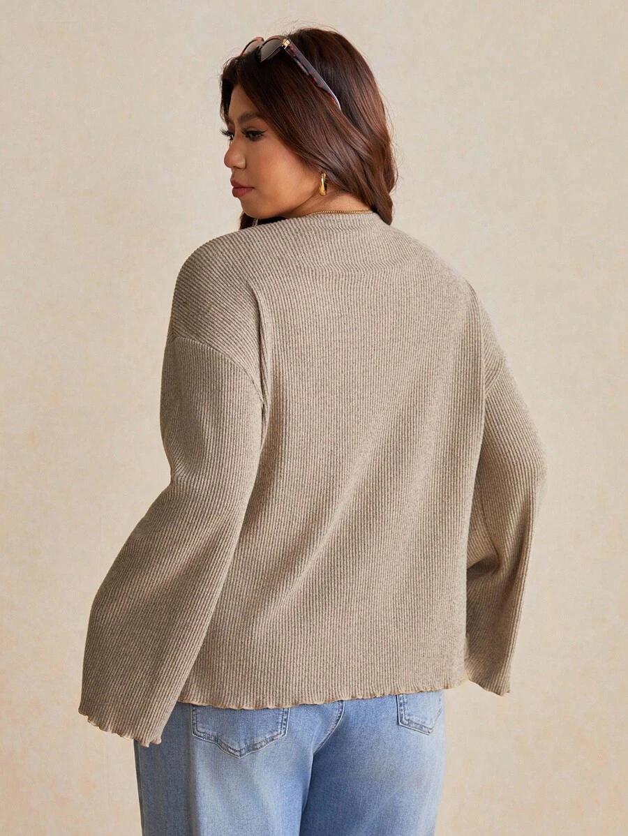 PRĄŻKOWANY SWETER V NECK ZDOBIENIE