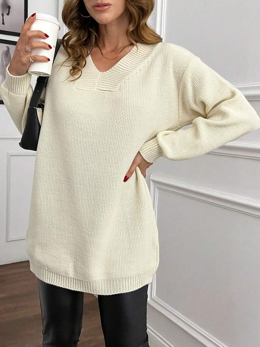 KREMOWY SWETER V-NECK