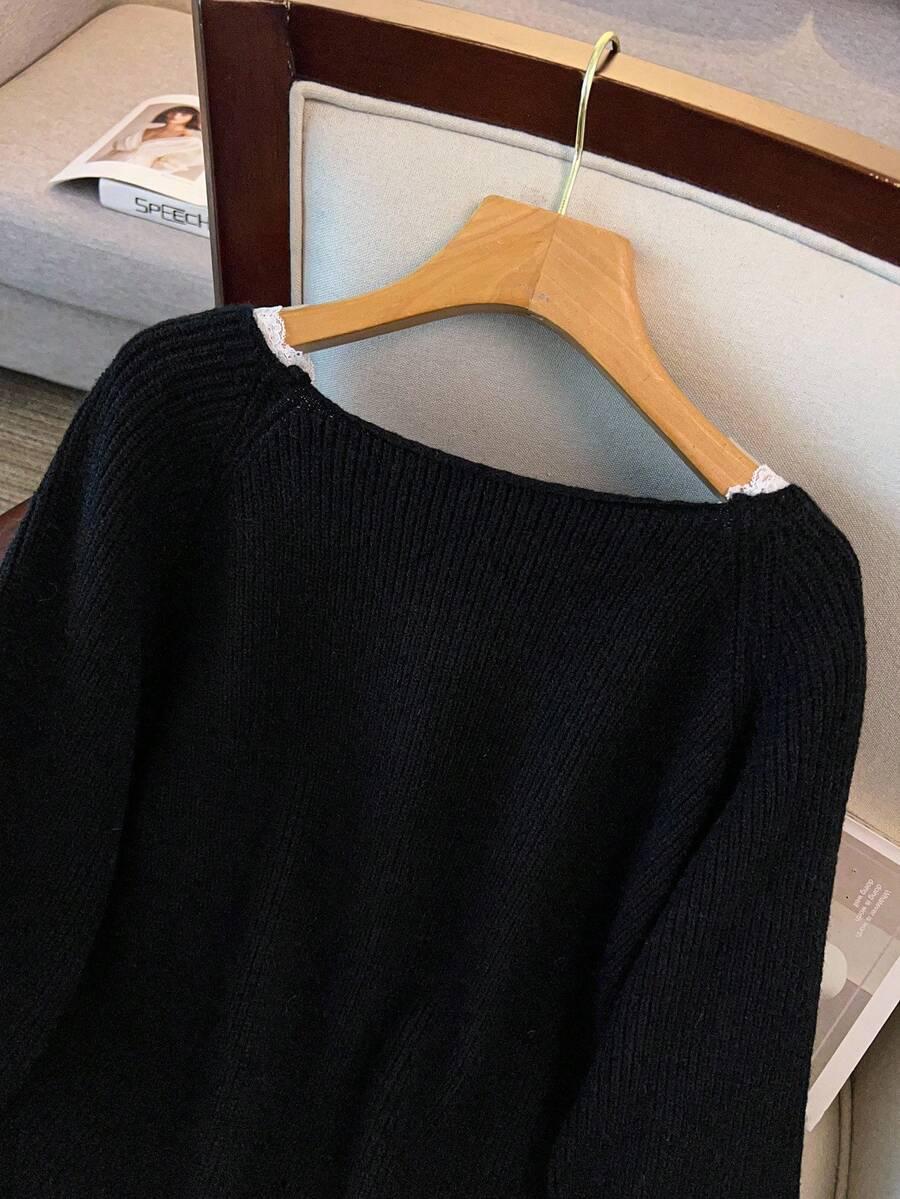 czarny sweter koronka 