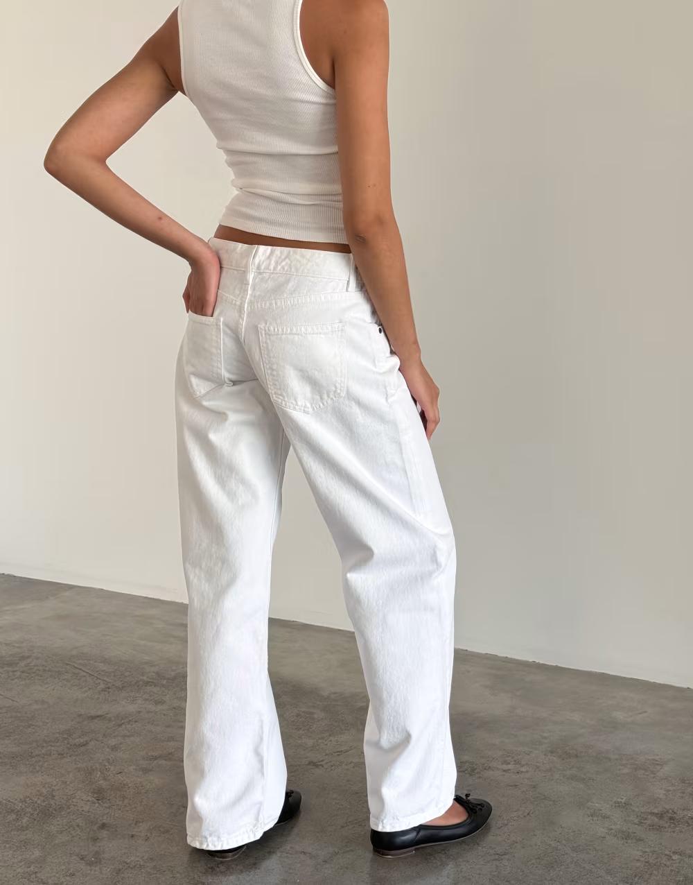 BIAŁE SPODNIE JEANS