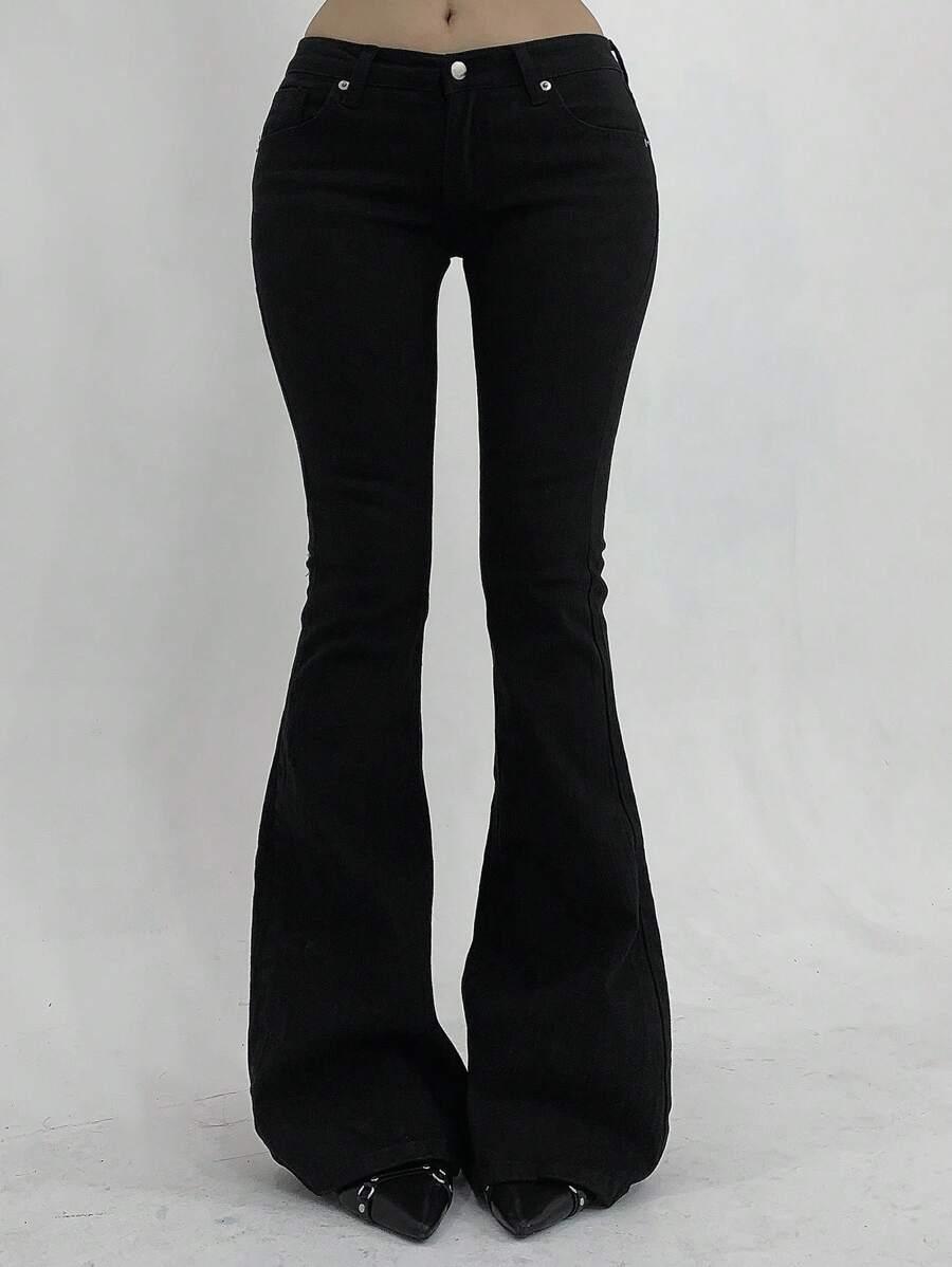 czarne spodnie jeans