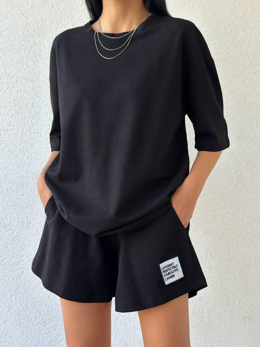 CZARNY KOMPLET T-SHIRT SPODENKI 