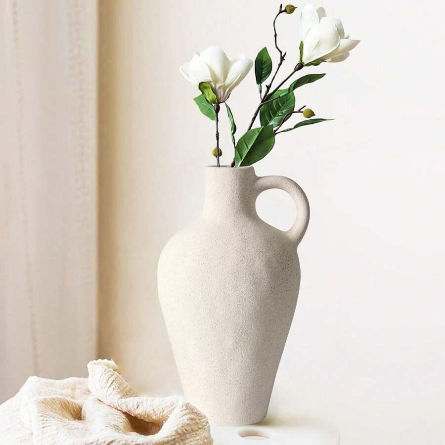 ceramiczny wazon na kwiaty 