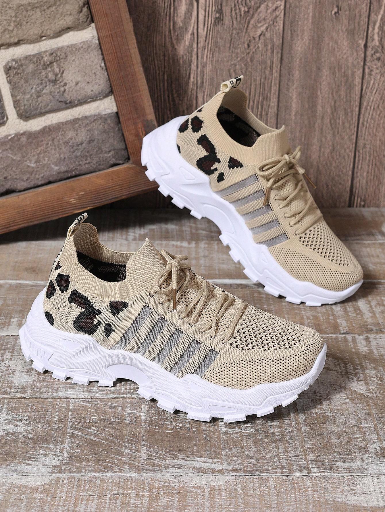 SZNUROWANE BUTY SPORTOWE 