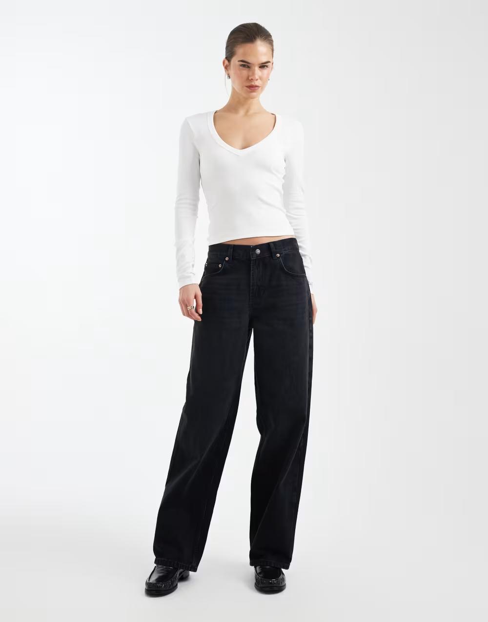 BIAŁA BLUZKA V-NECK