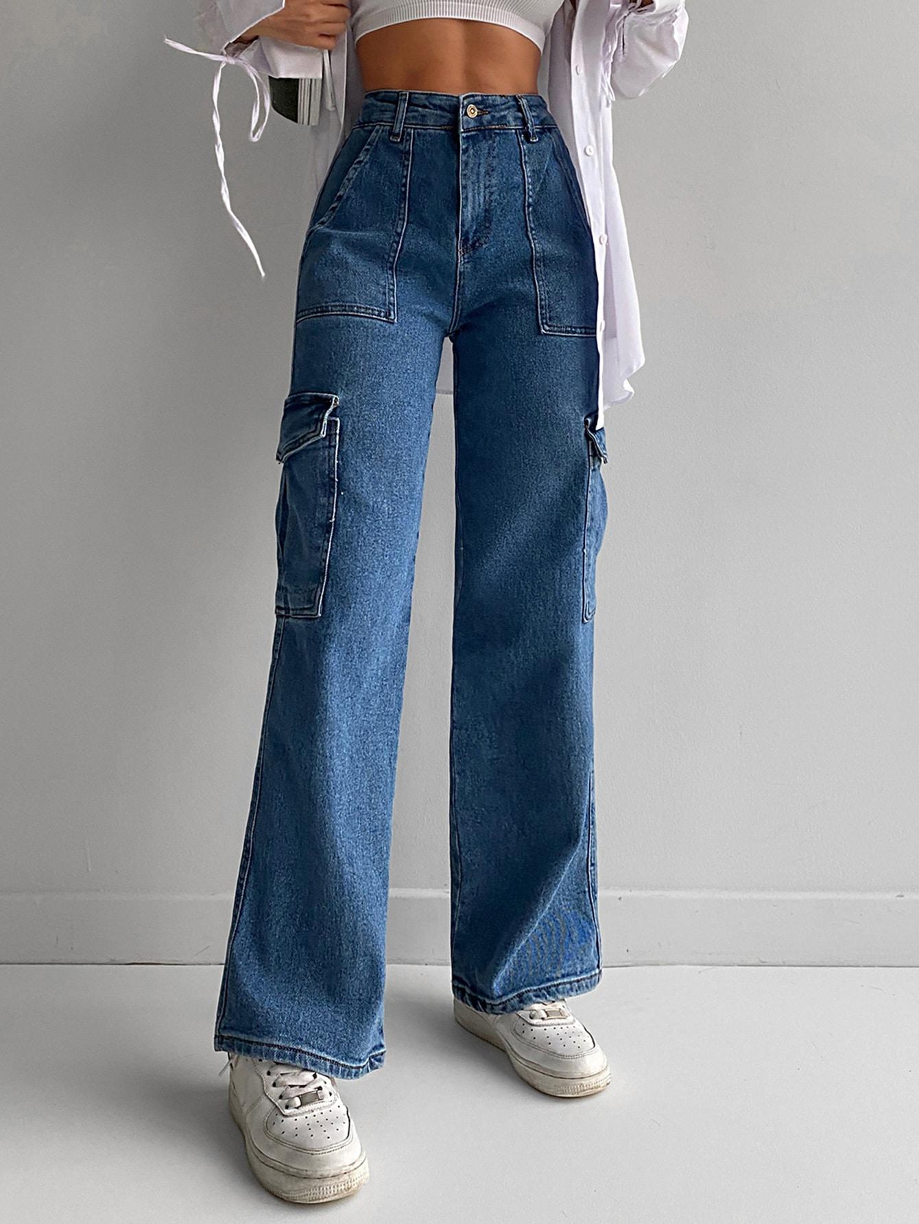 niebieskie spodnie jeans