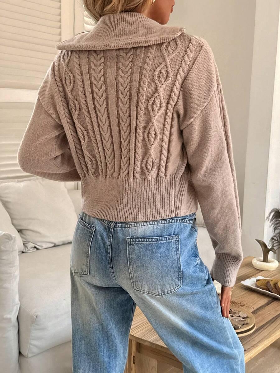 beżowy sweter zamek splot