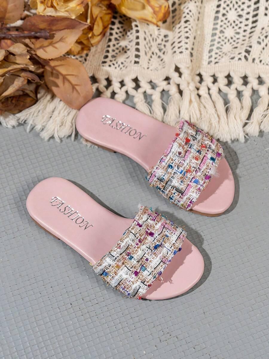 zdobione klapki tweed casual