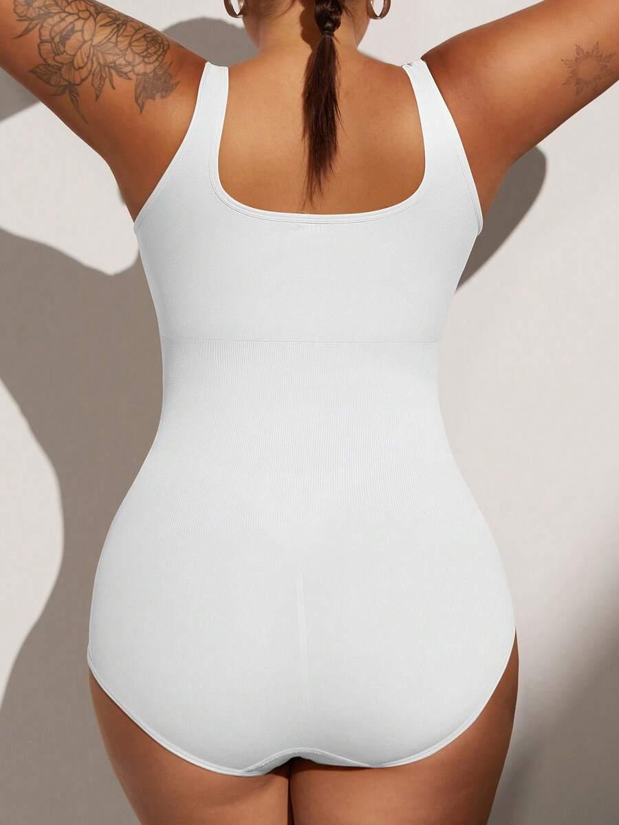 białe modelujące body