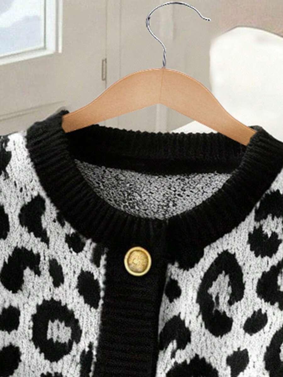 dzianinowa kamizelka animal print