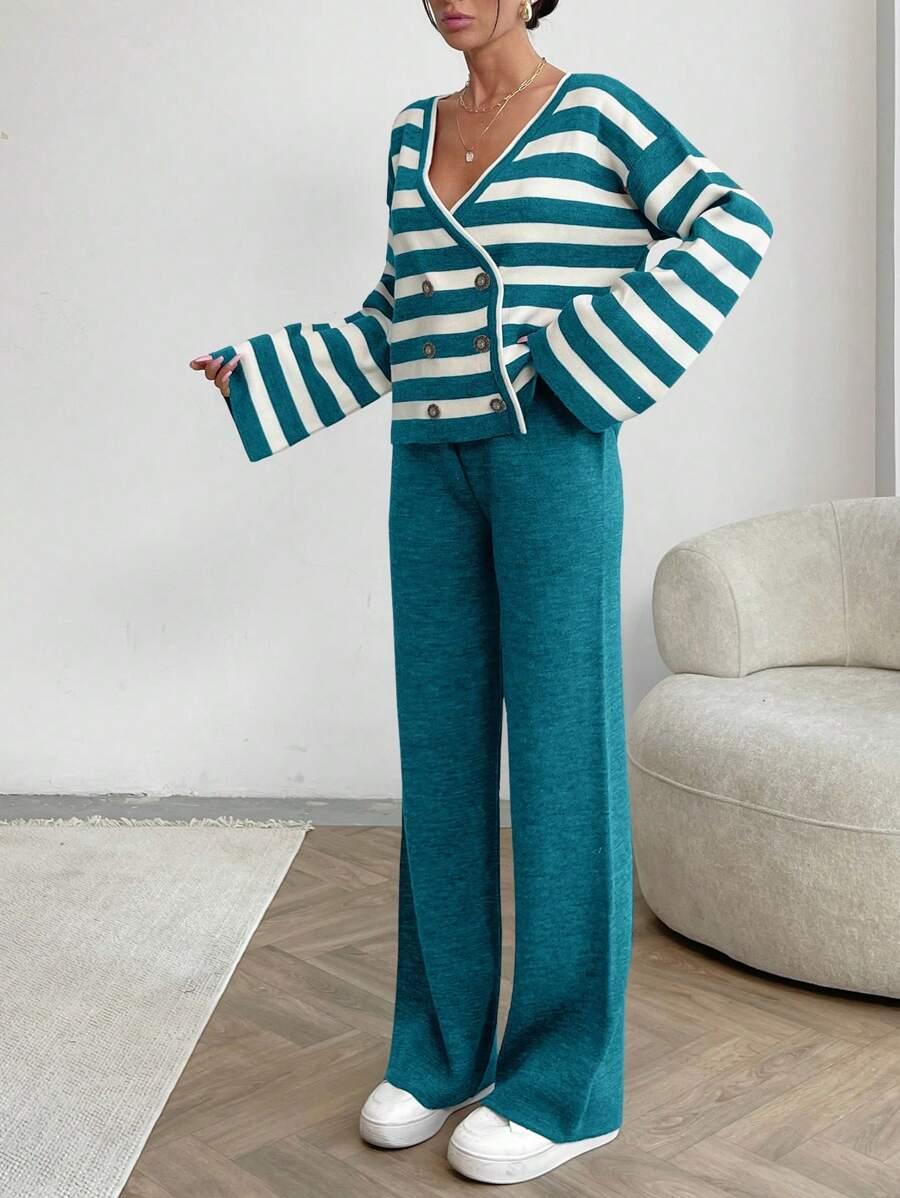 SWETER SPODNIE KOMPLET