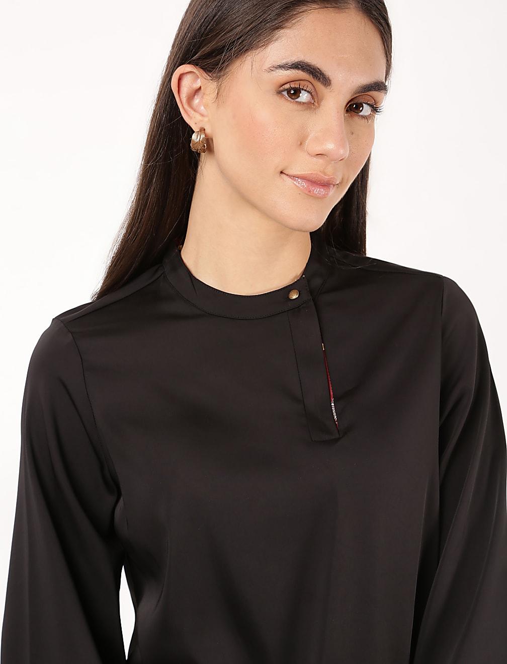 KLASYCZNY CZARNY TOP STÓJKA T43-3451K-Y0
