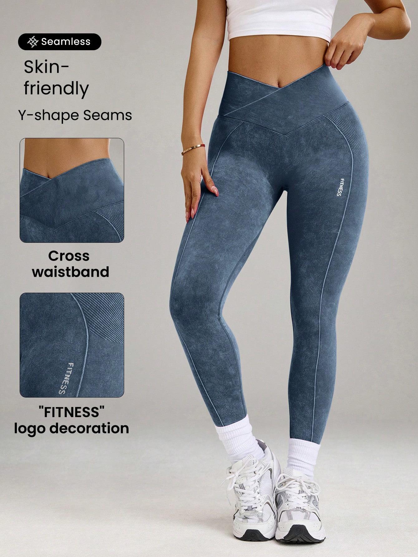 niebieskie sportowe legginsy