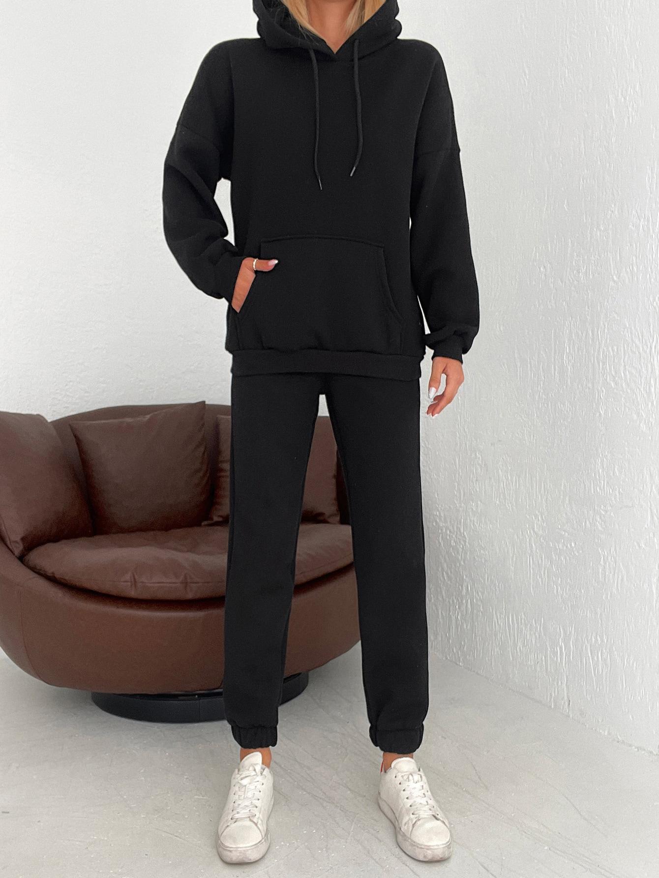 CZARNY KOMPLET BLUZA SPODNIE
