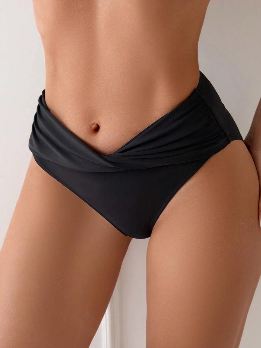 czarny dół od bikini