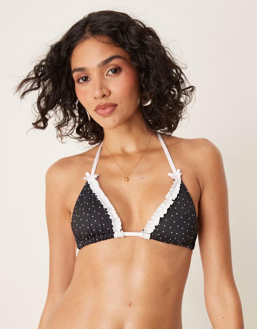 czarna góra od bikini groszki