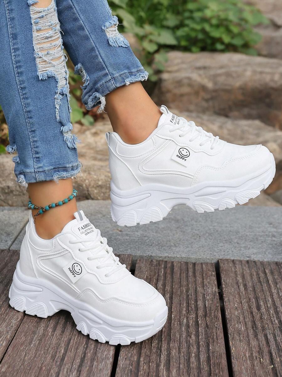 BIAŁE BUTY SPORTOWE