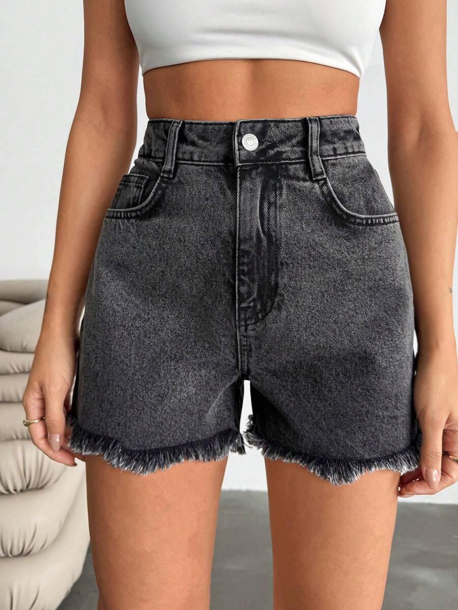 szare spodenki jeans 