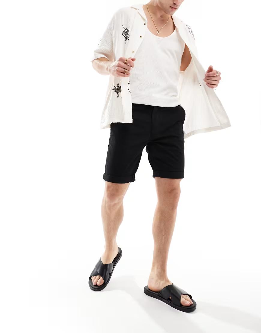 CZARNE SPODENKI CASUAL