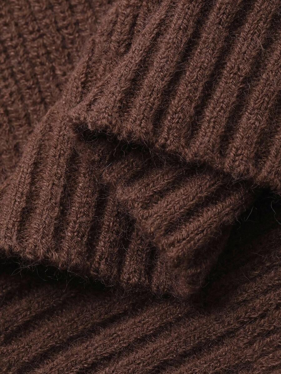 brązowy sweter zamek