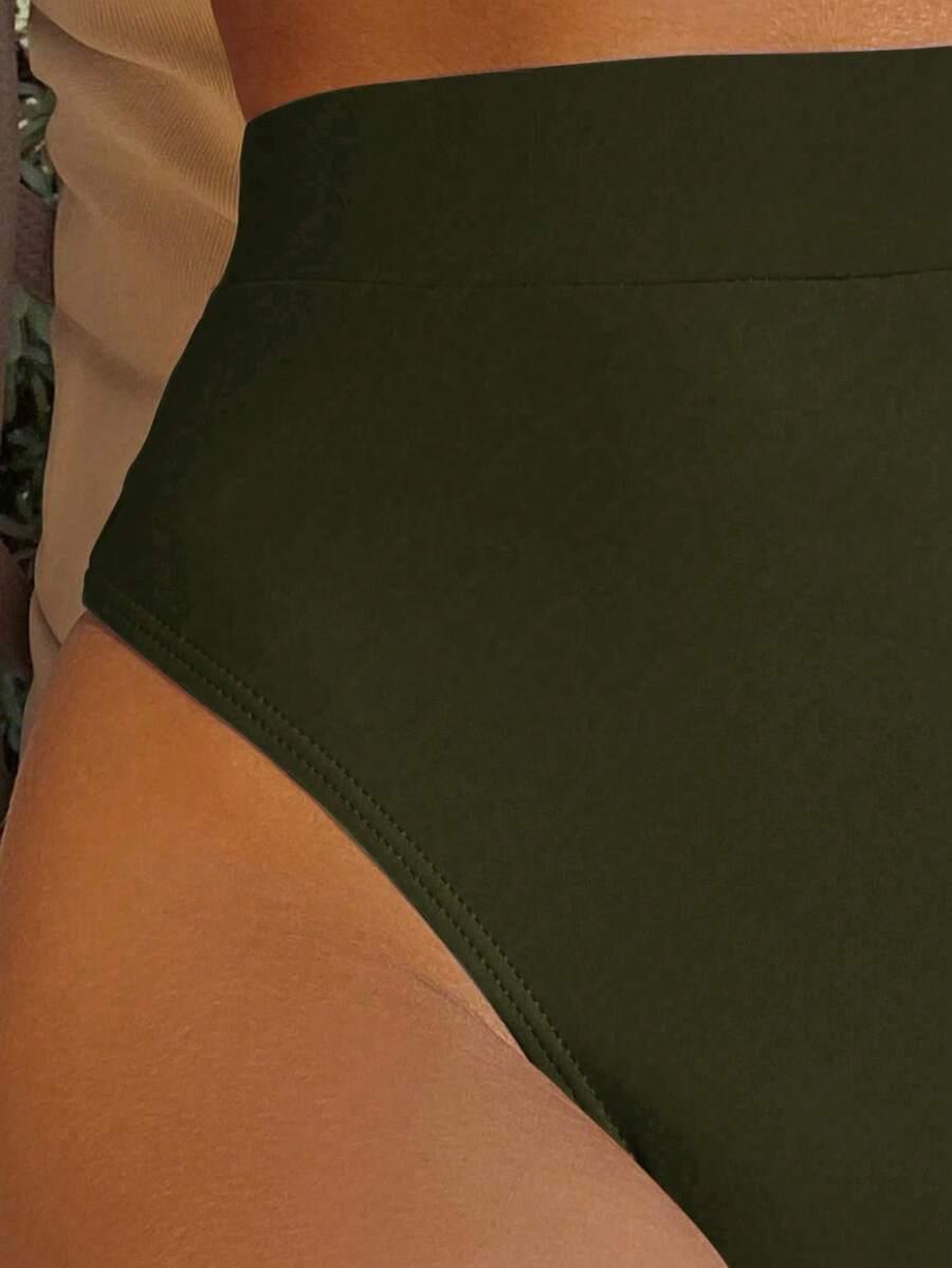 DÓŁ OD BIKINI