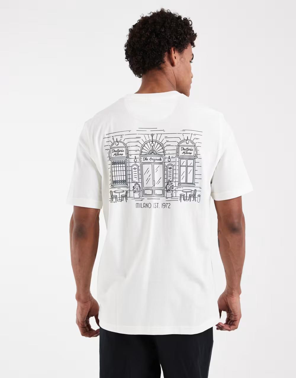 biały t-shirt nadruk logo