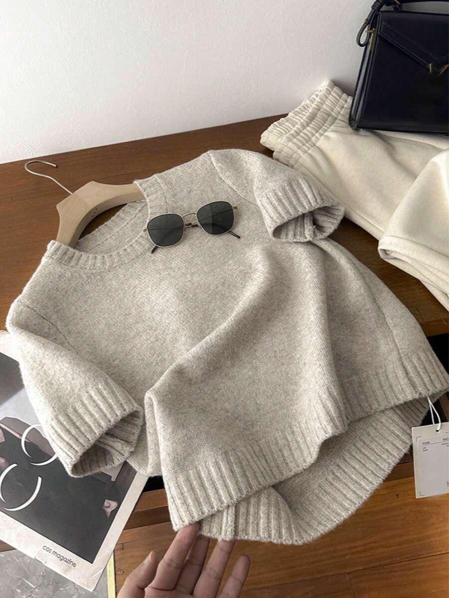 beżowy sweter krótki rękaw