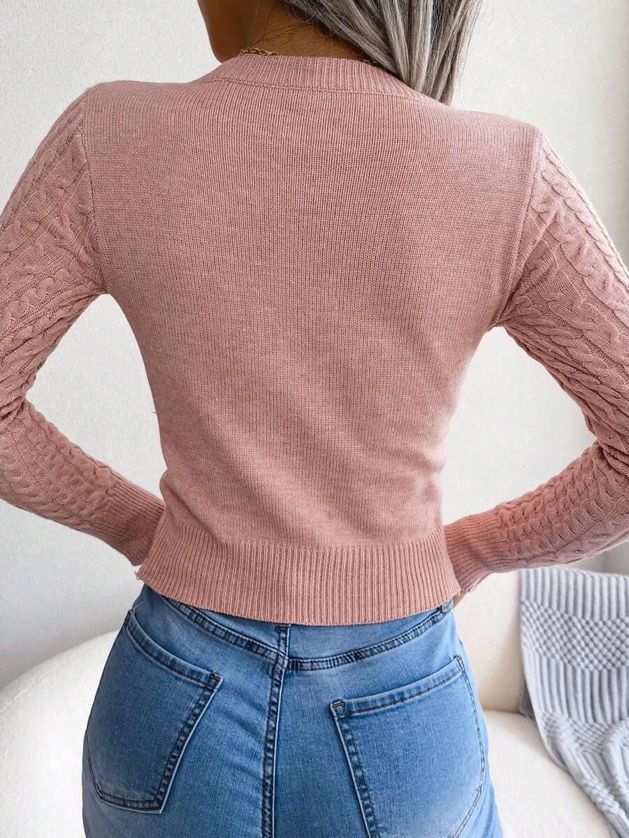 RÓŻOWY SWETER WYCIĘCIE 