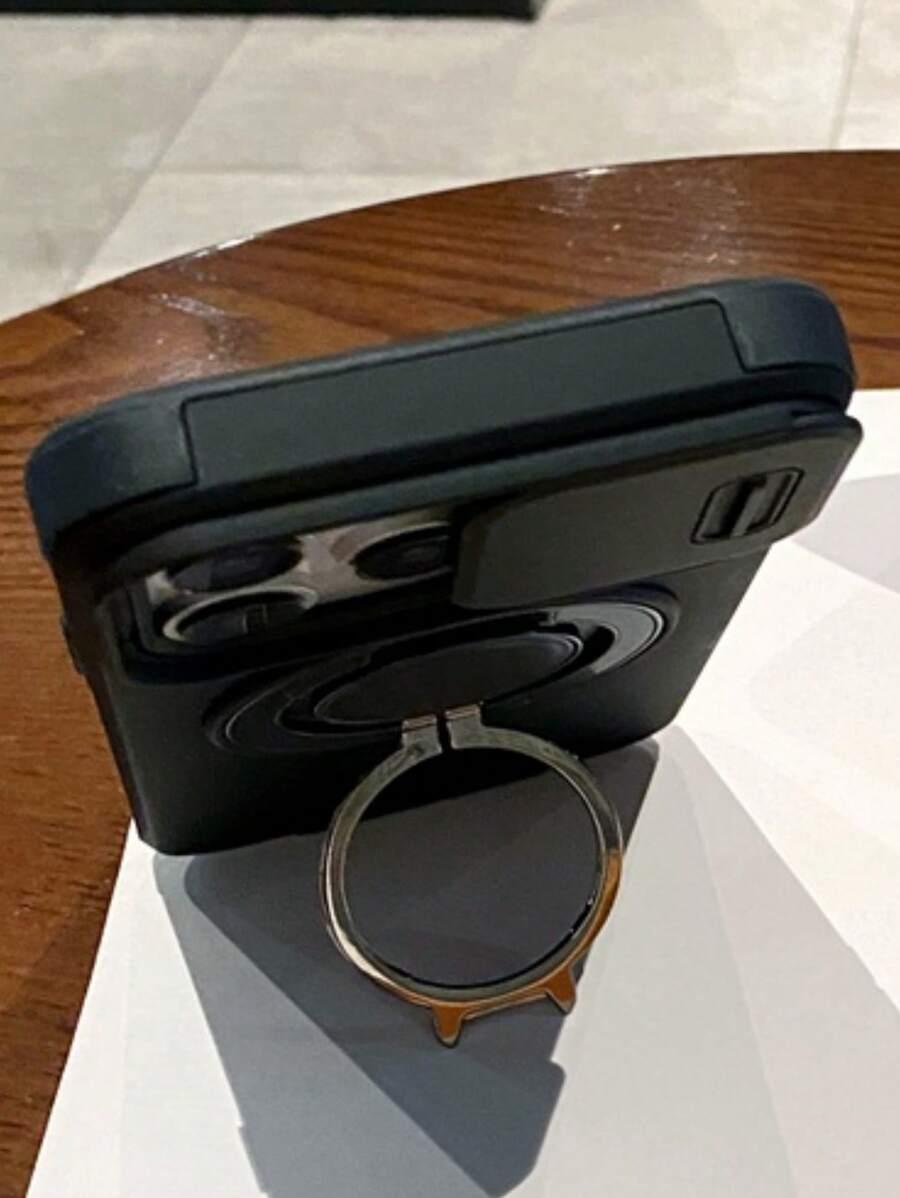 ETUI NA TELEFON Z UCHWYTEM