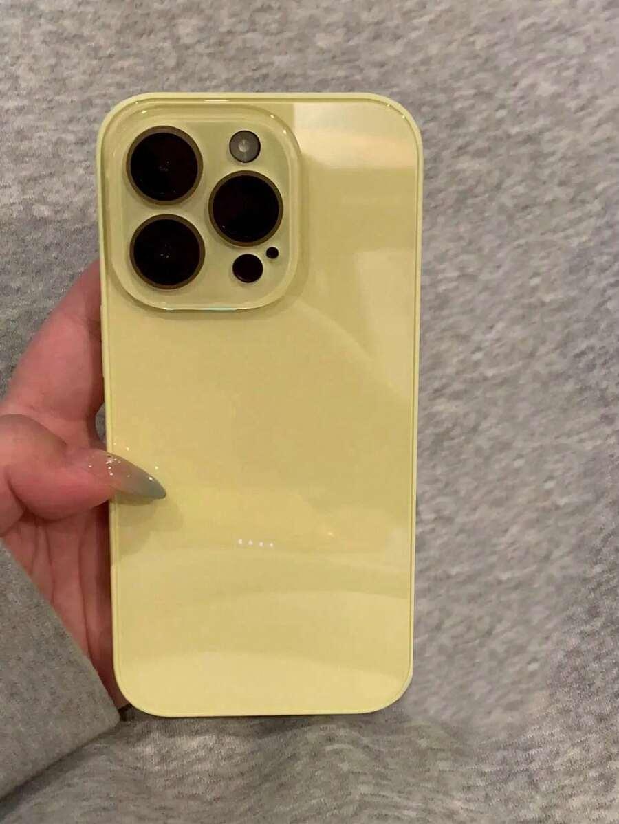 żółte etui na telefon iphone 13 pro max