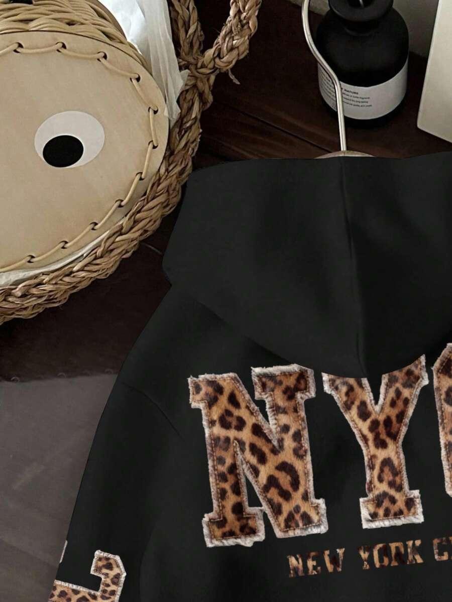 CZARNA BLUZA ANIMAL PRINT KAPTUR 