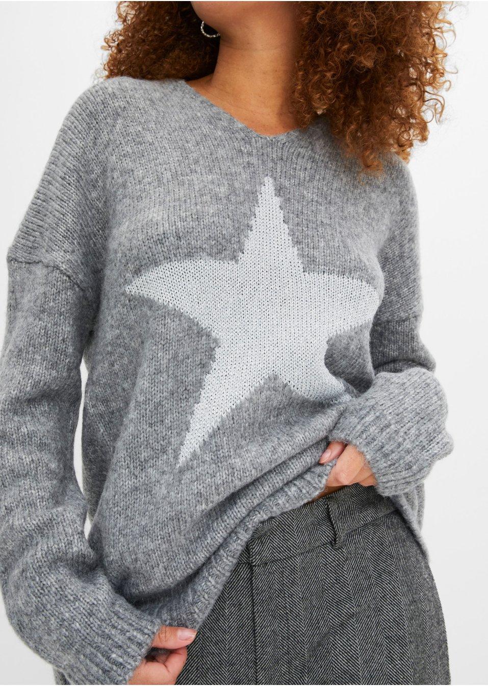 SWETER Z WZOREM W GWIAZDĘ