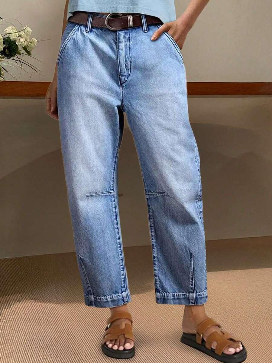 niebieskie spodnie jeans