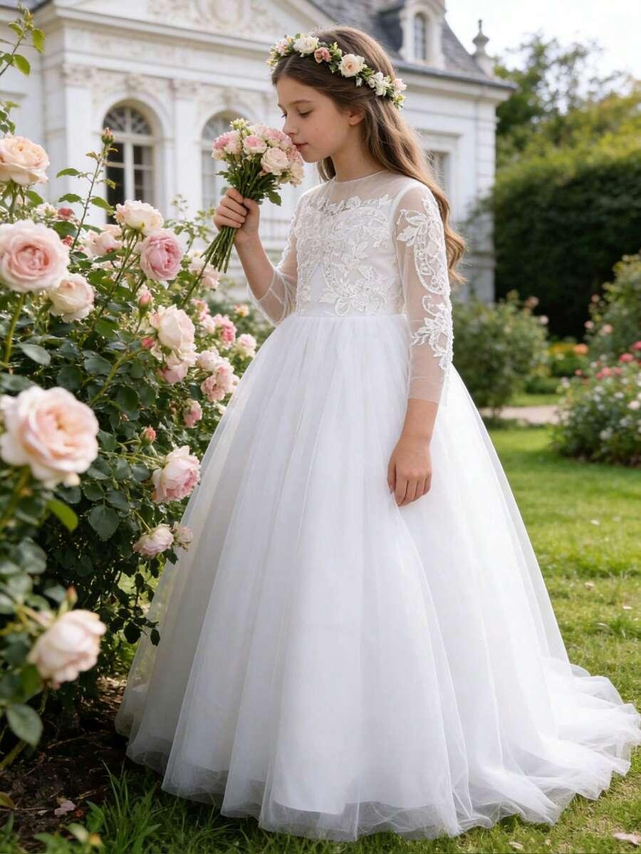biała sukienka kokarda