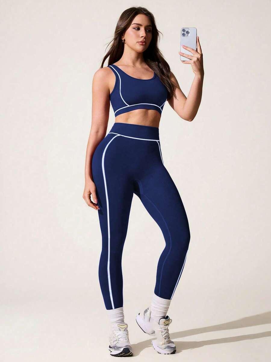 granatowy top sportowy