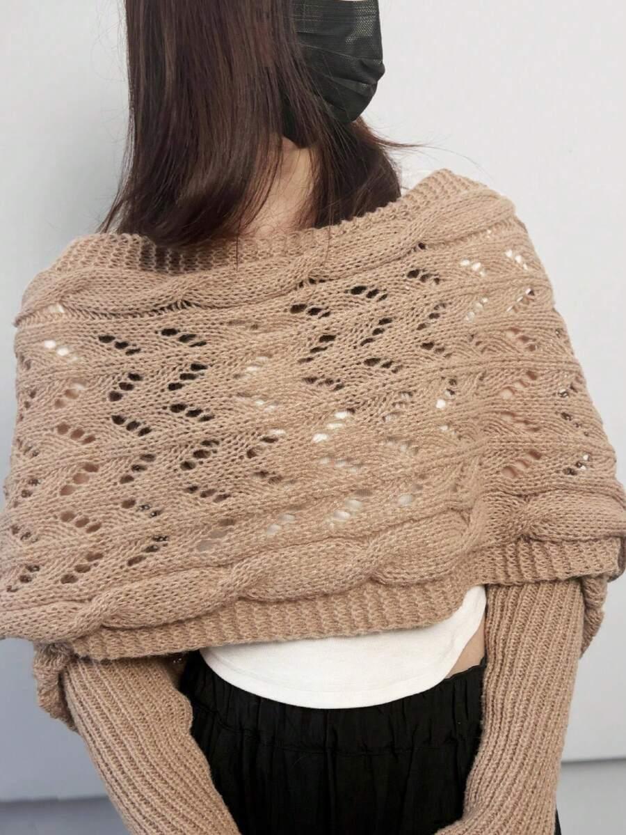 beżowy sweter nrzutka