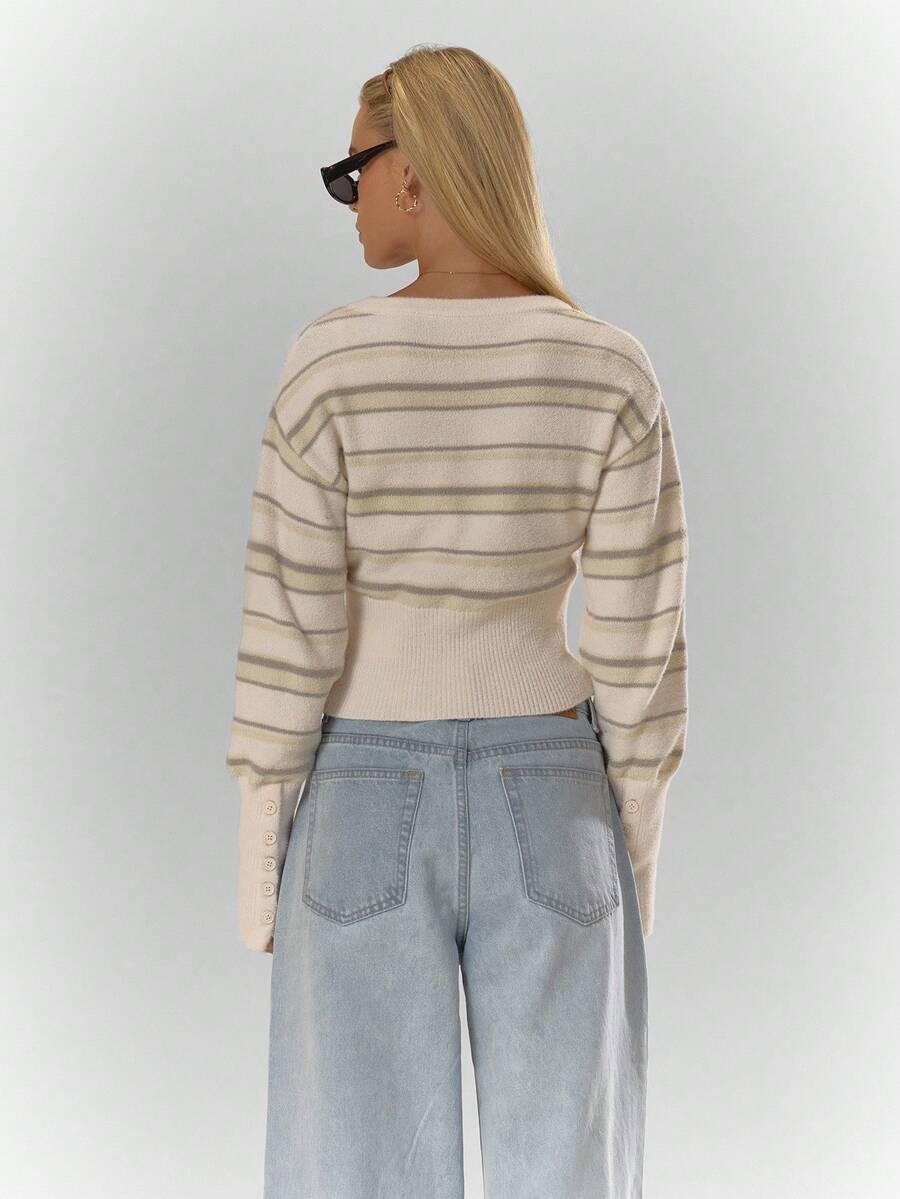 DZIANINOWY SWETER WZÓR PASKI 