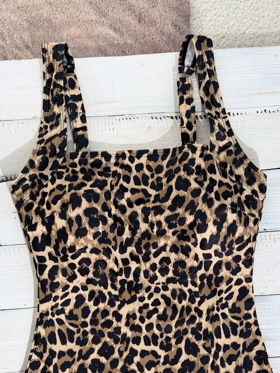 jednoczęściowy strój kąpielowy animal print