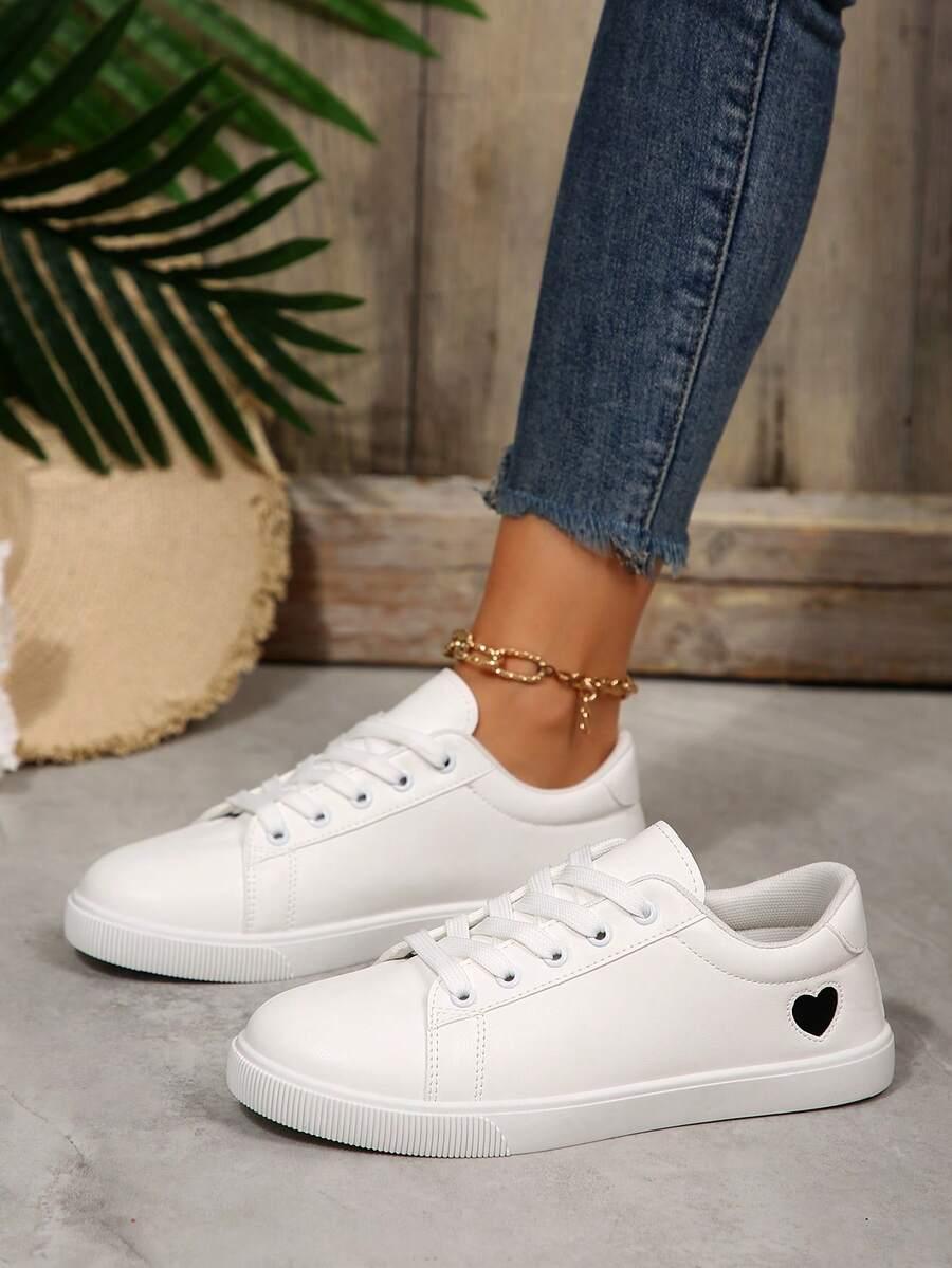 BIAŁE SZNUROWANE BUTY SPORTOWE 