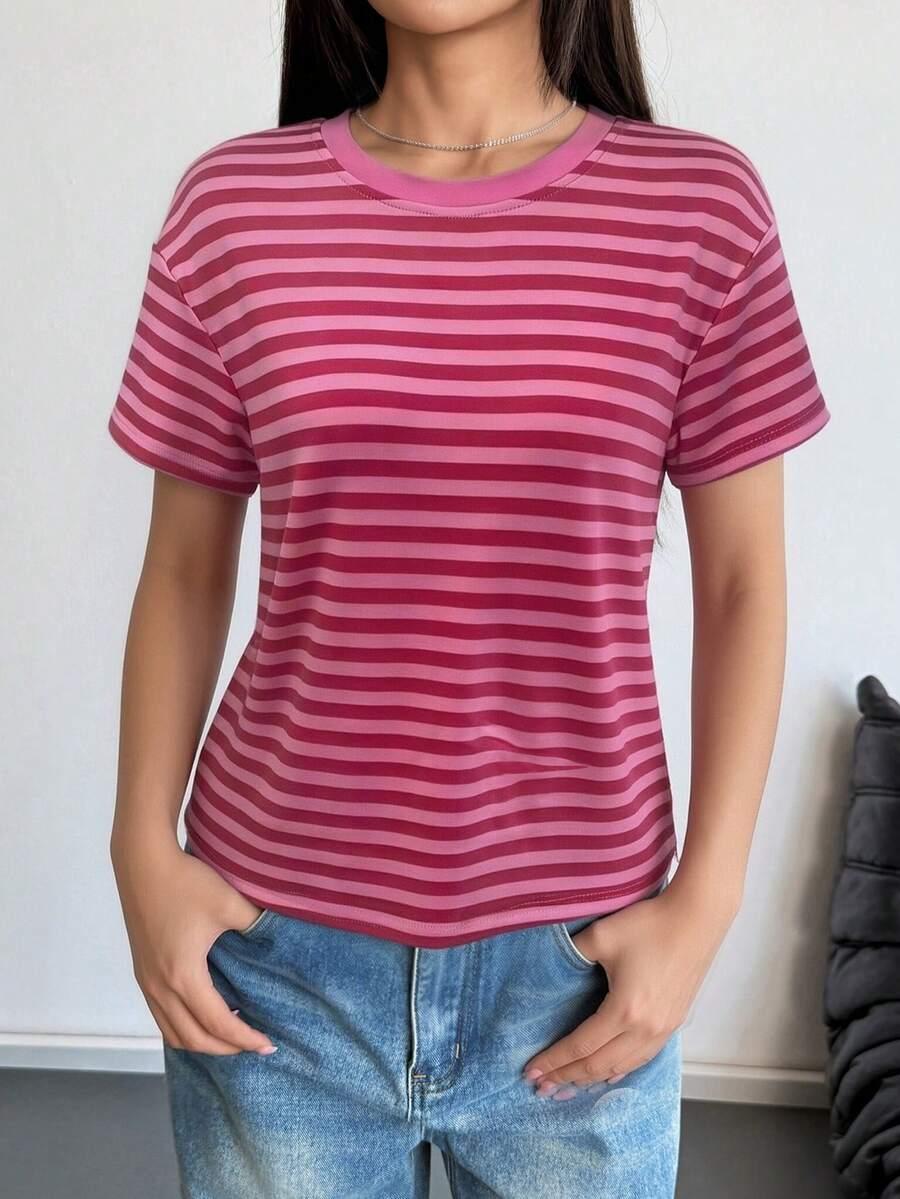 t-shirt wzór paski