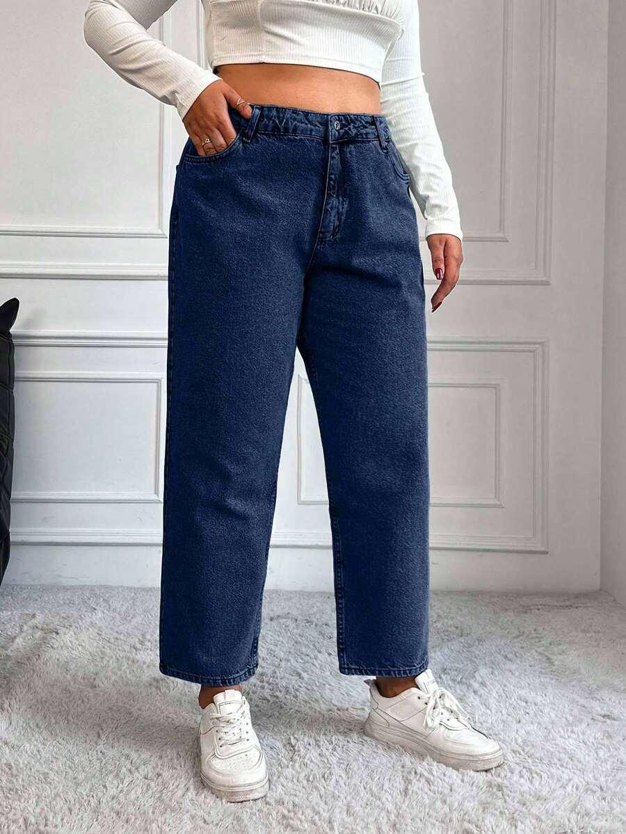granatowe spodnie jeans