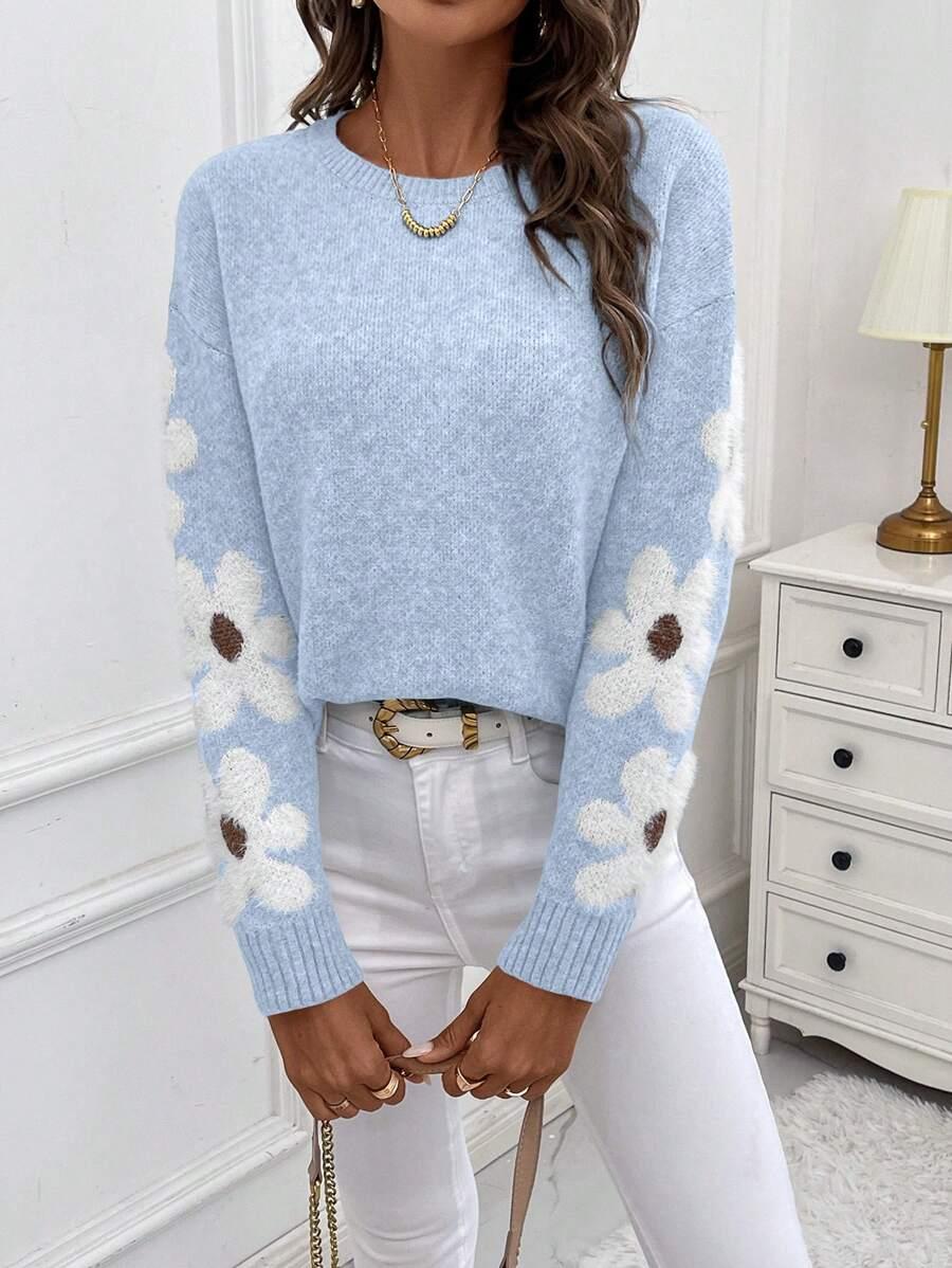 niebieski sweter kwiaty