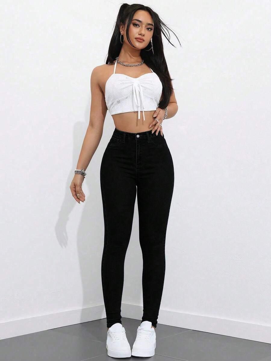 czarne spodnie jeans 