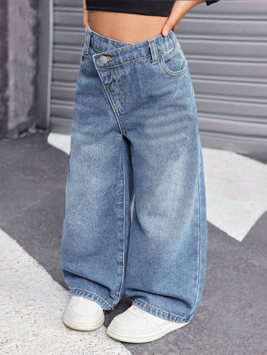 niebieskie spodnie jeans szerokie nogawki kieszenie