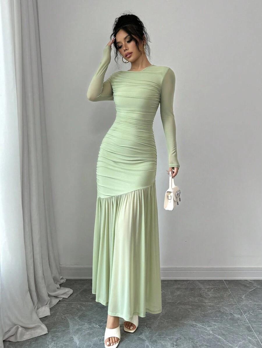 zielona sukienka maxi