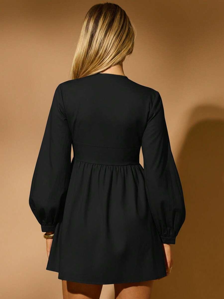 czarna mini sukienka
