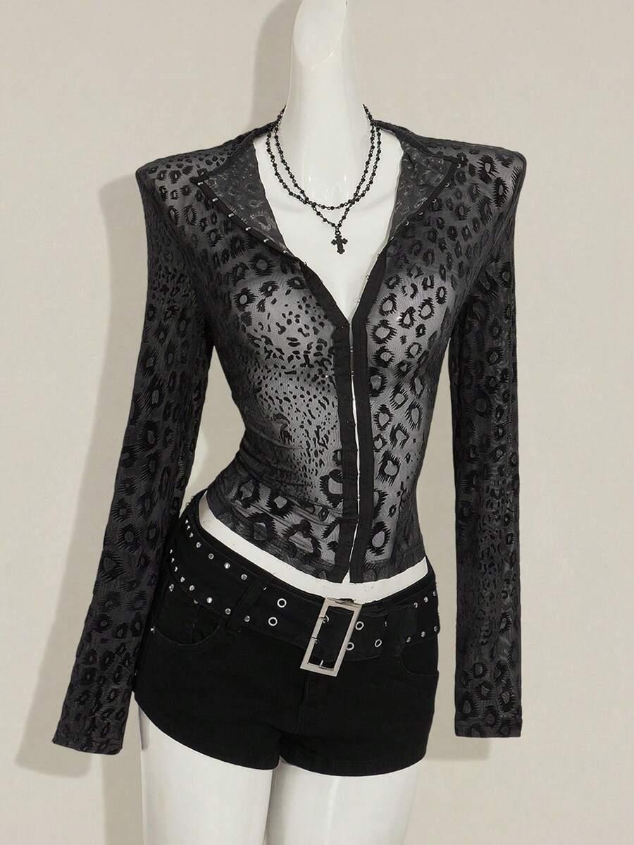 czarna bluzka animal print