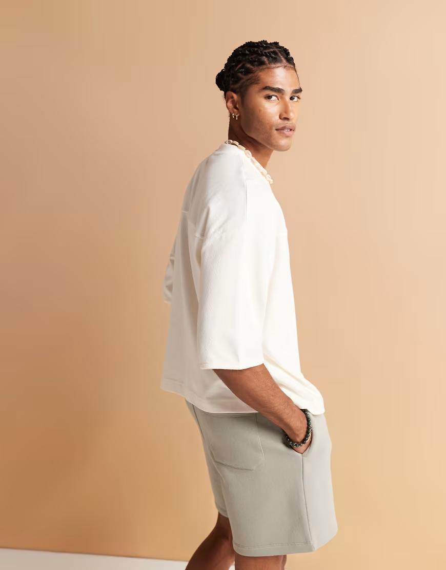 KREMOWY T-SHIRT BASIC